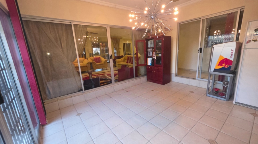  Bedroom Property for Sale in Erasmia Gauteng