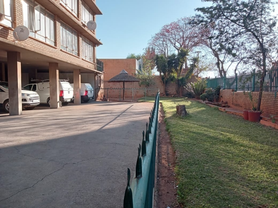 2 Bedroom Property for Sale in Pretoria Central Gauteng