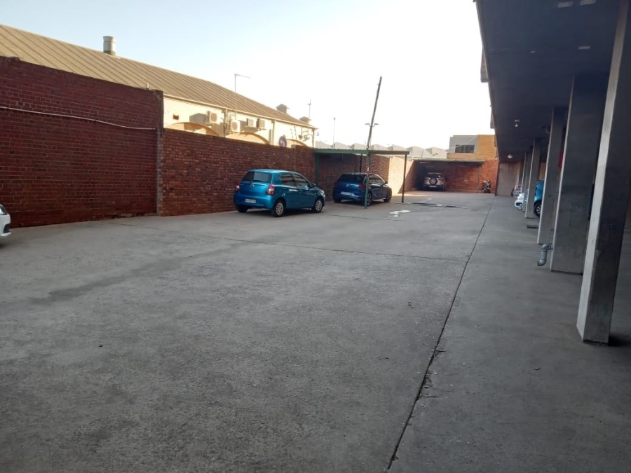 2 Bedroom Property for Sale in Pretoria Central Gauteng