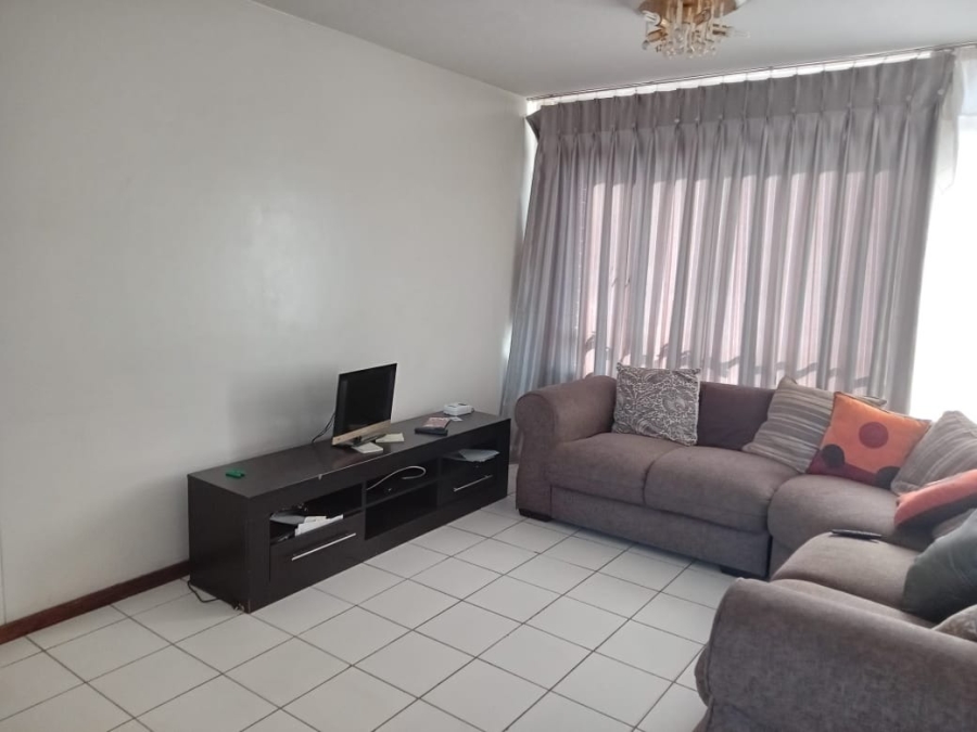 2 Bedroom Property for Sale in Pretoria Central Gauteng