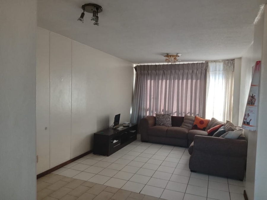 2 Bedroom Property for Sale in Pretoria Central Gauteng