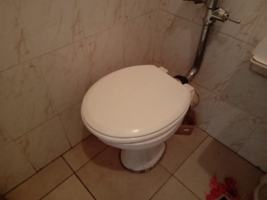 2 Bedroom Property for Sale in Pretoria Central Gauteng