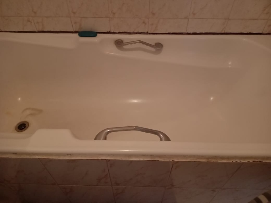 2 Bedroom Property for Sale in Pretoria Central Gauteng