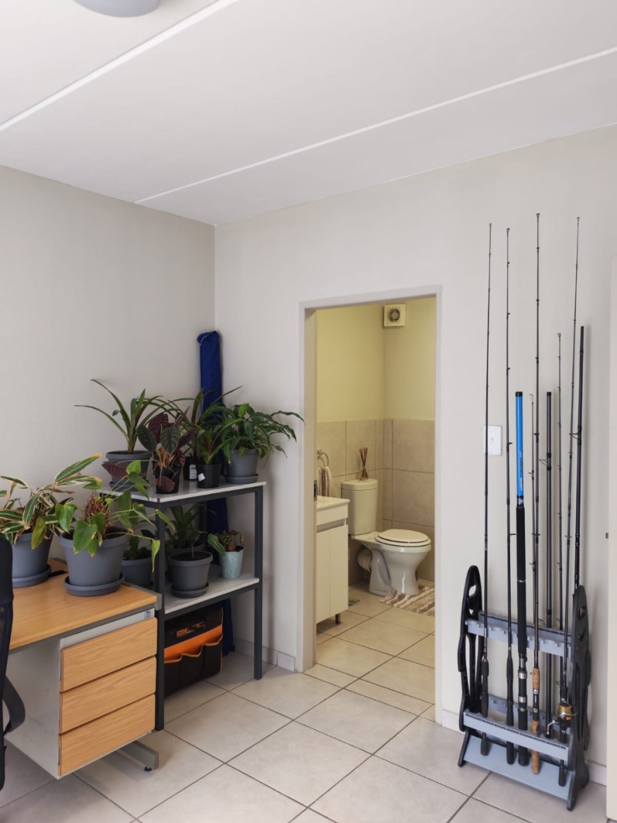 2 Bedroom Property for Sale in Brentwood Park Gauteng