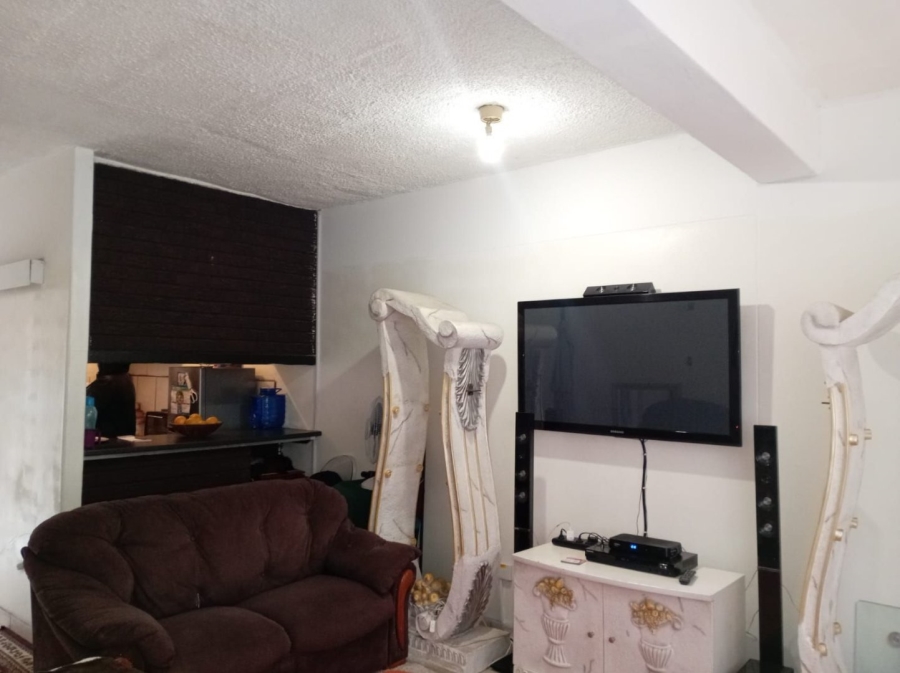 1 Bedroom Property for Sale in Arcadia Gauteng
