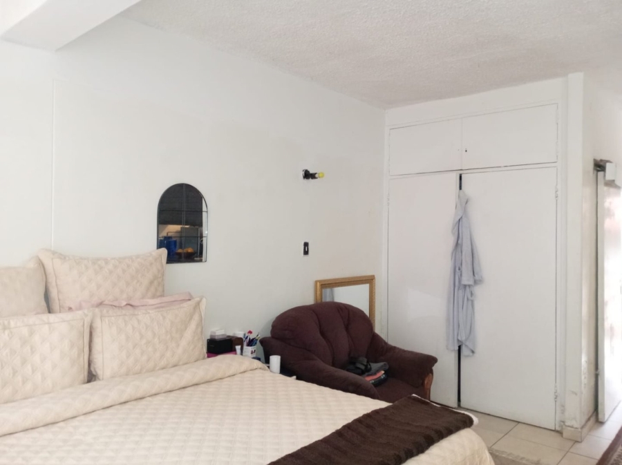 1 Bedroom Property for Sale in Arcadia Gauteng