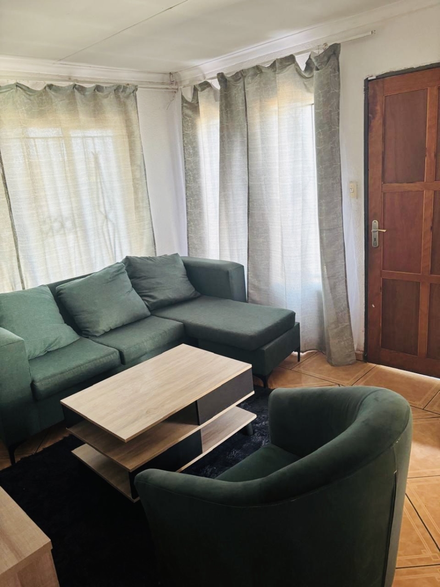 To Let 2 Bedroom Property for Rent in Soshanguve XX Gauteng