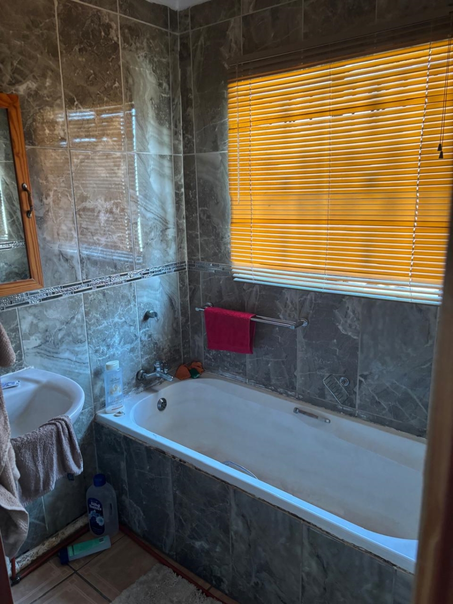 To Let 2 Bedroom Property for Rent in Soshanguve XX Gauteng