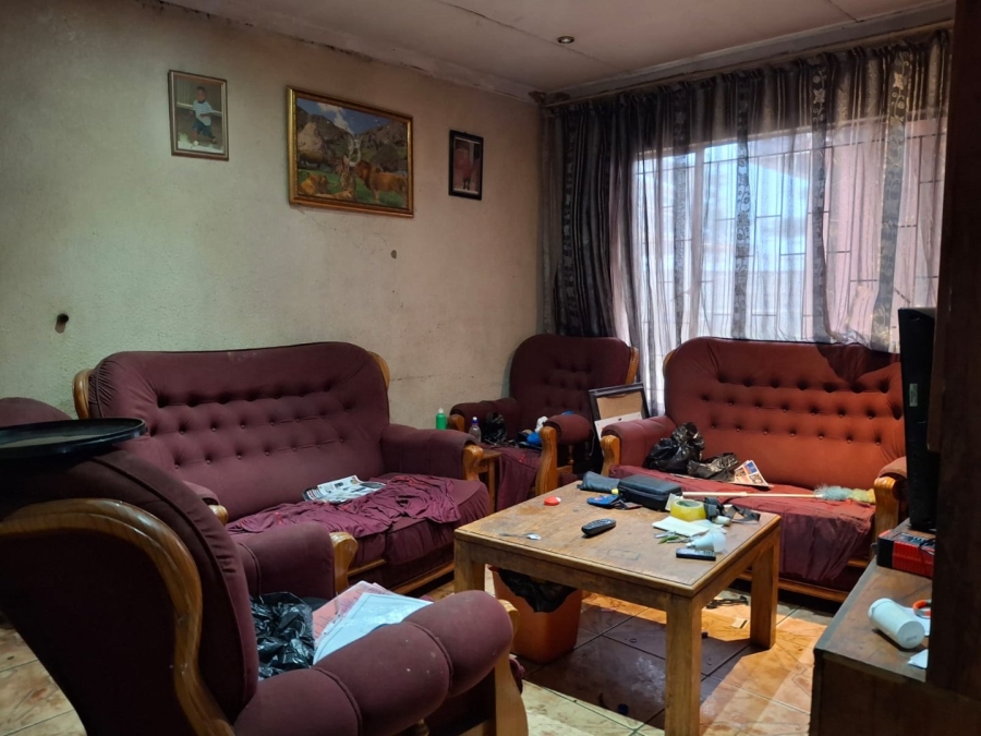 6 Bedroom Property for Sale in Van Dyk Park Gauteng