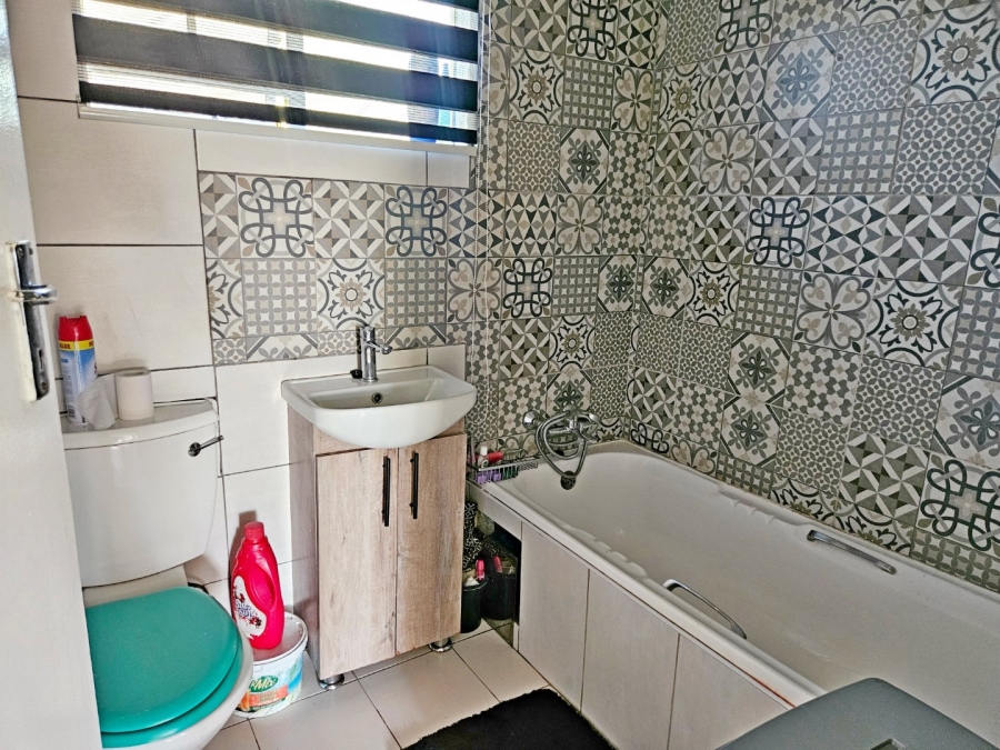 2 Bedroom Property for Sale in Kempton Park Ext 4 Gauteng