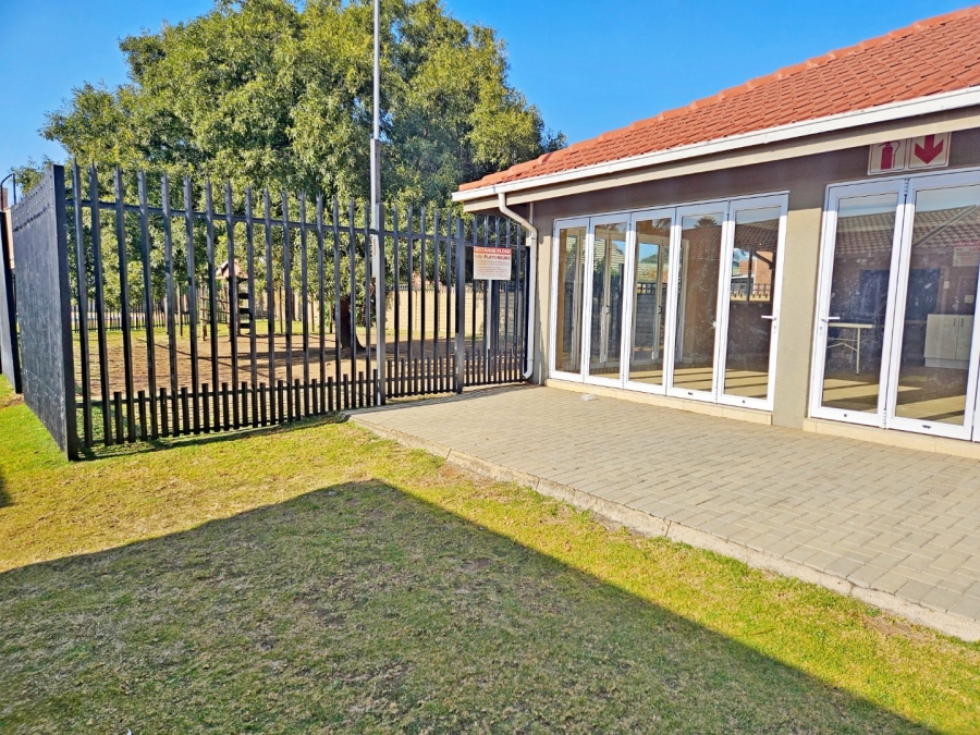 2 Bedroom Property for Sale in Kempton Park Ext 4 Gauteng