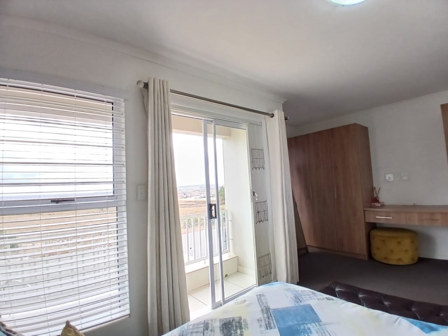 To Let 3 Bedroom Property for Rent in Blue Hills Gauteng