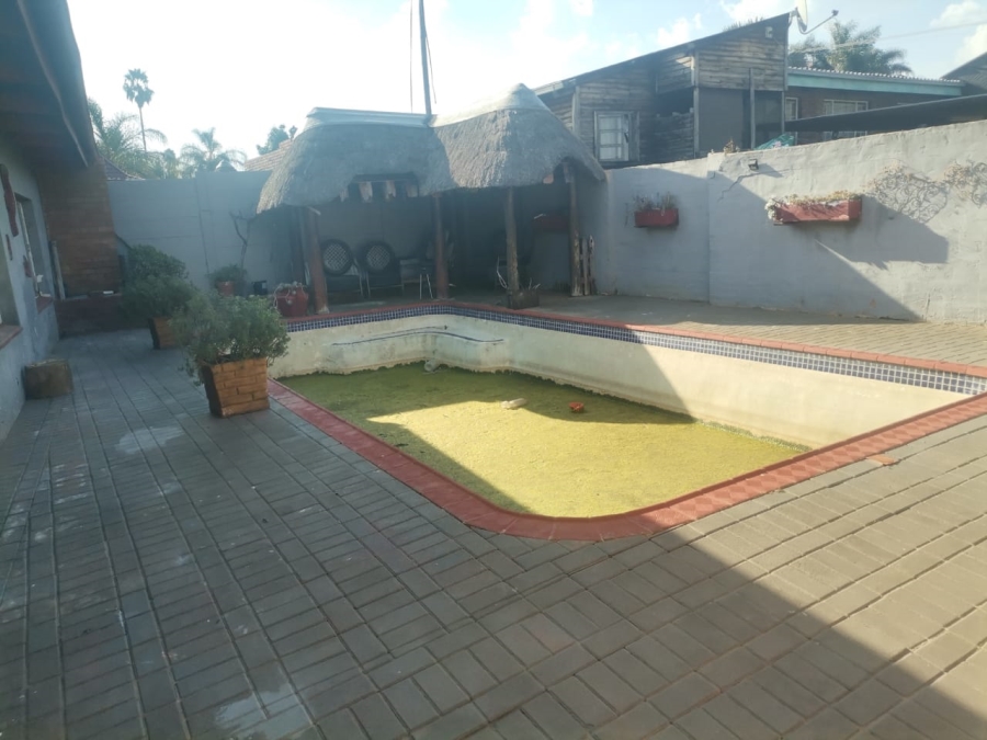 4 Bedroom Property for Sale in Danville Gauteng