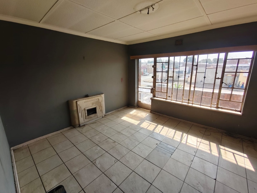 2 Bedroom Property for Sale in Cason Gauteng