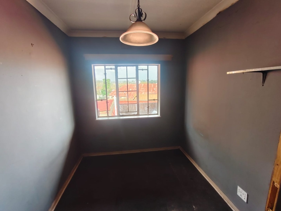 2 Bedroom Property for Sale in Cason Gauteng