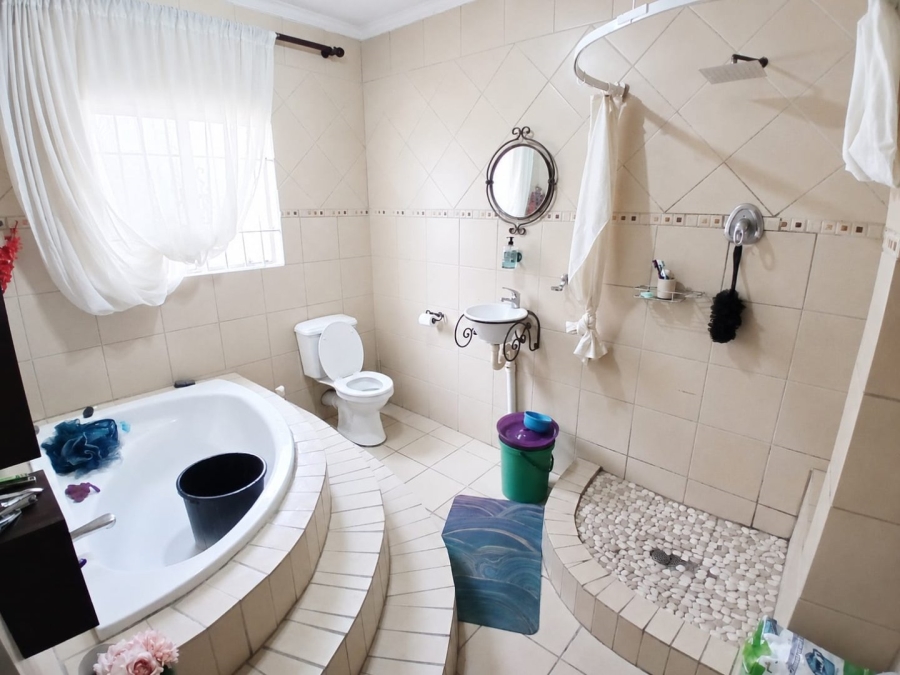3 Bedroom Property for Sale in Primrose Gauteng