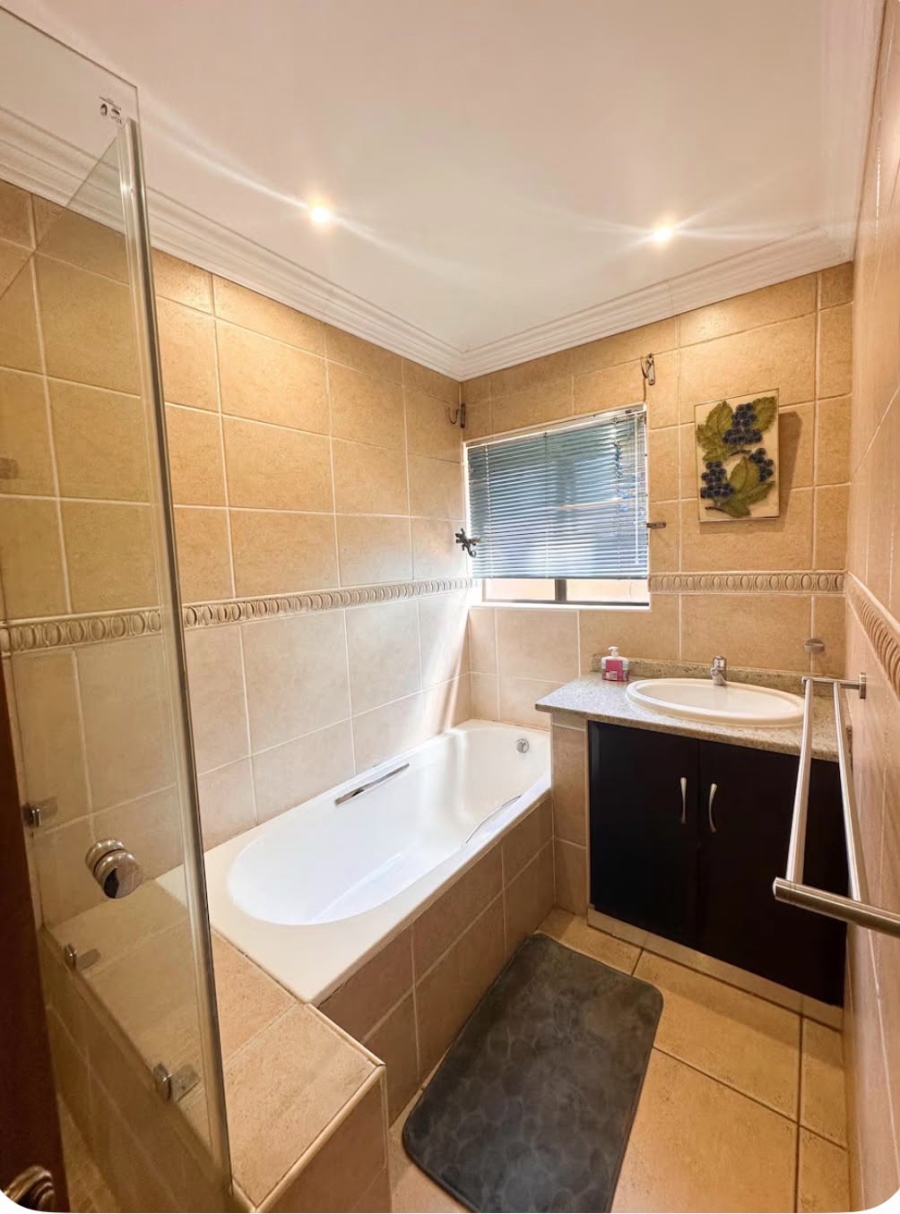 To Let 1 Bedroom Property for Rent in Centurion Central Gauteng