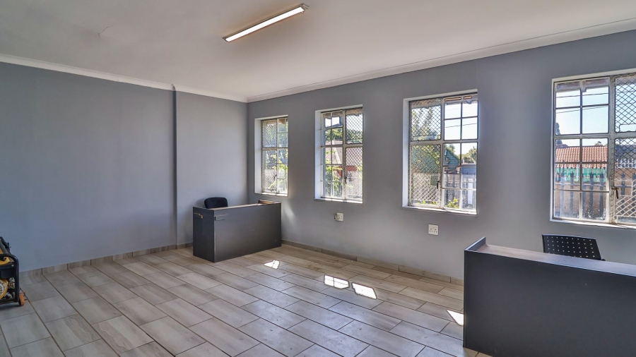  Bedroom Property for Sale in Turffontein Gauteng