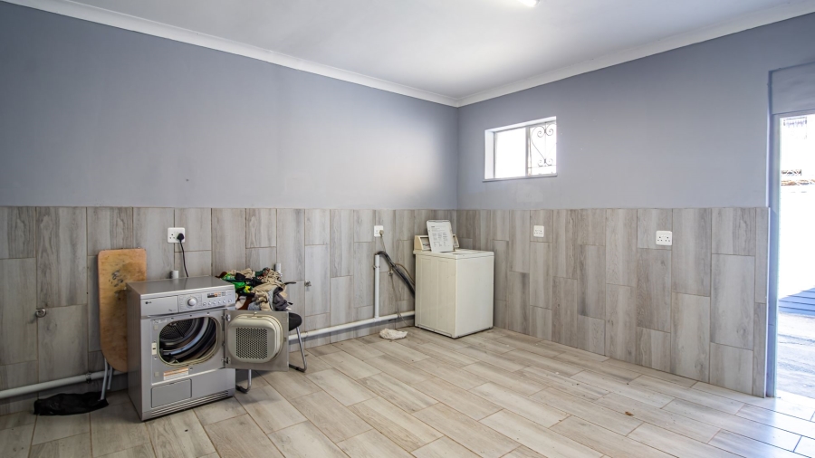  Bedroom Property for Sale in Turffontein Gauteng