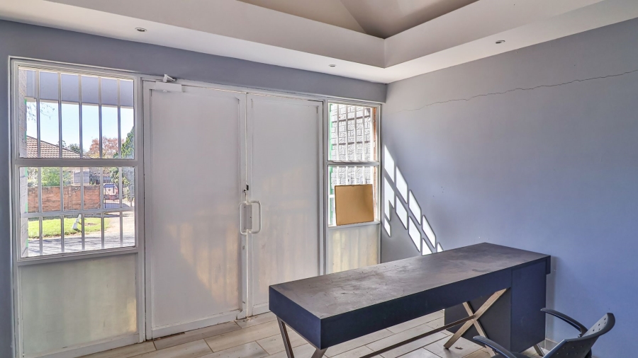  Bedroom Property for Sale in Turffontein Gauteng