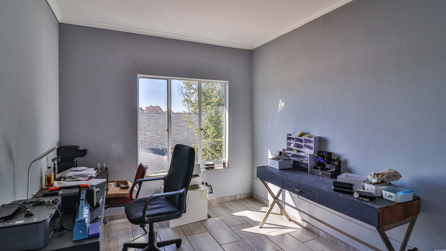  Bedroom Property for Sale in Turffontein Gauteng