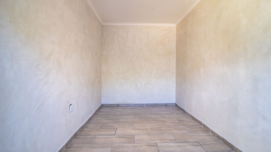  Bedroom Property for Sale in Turffontein Gauteng