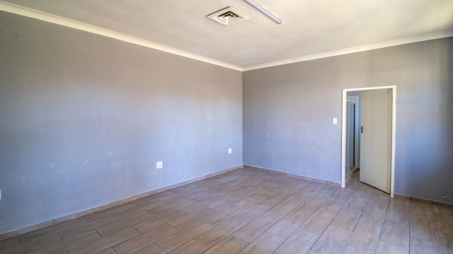  Bedroom Property for Sale in Turffontein Gauteng