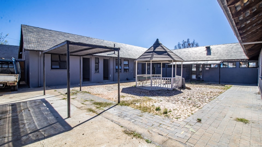  Bedroom Property for Sale in Turffontein Gauteng