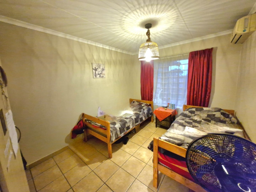 3 Bedroom Property for Sale in Annlin Gauteng