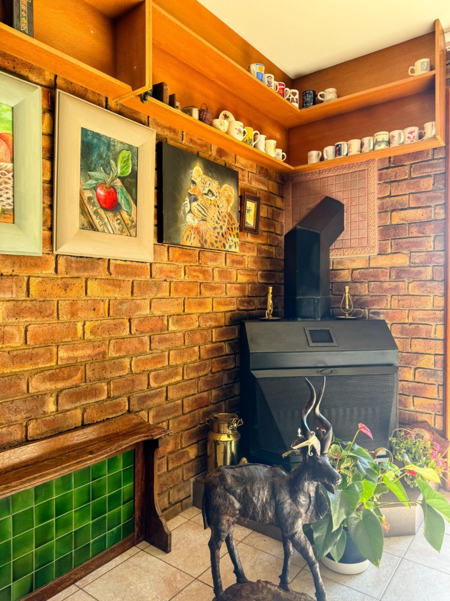 5 Bedroom Property for Sale in Montana Park Gauteng