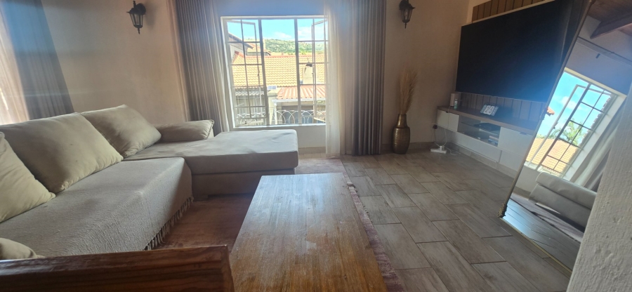 2 Bedroom Property for Sale in Magalieskruin Gauteng