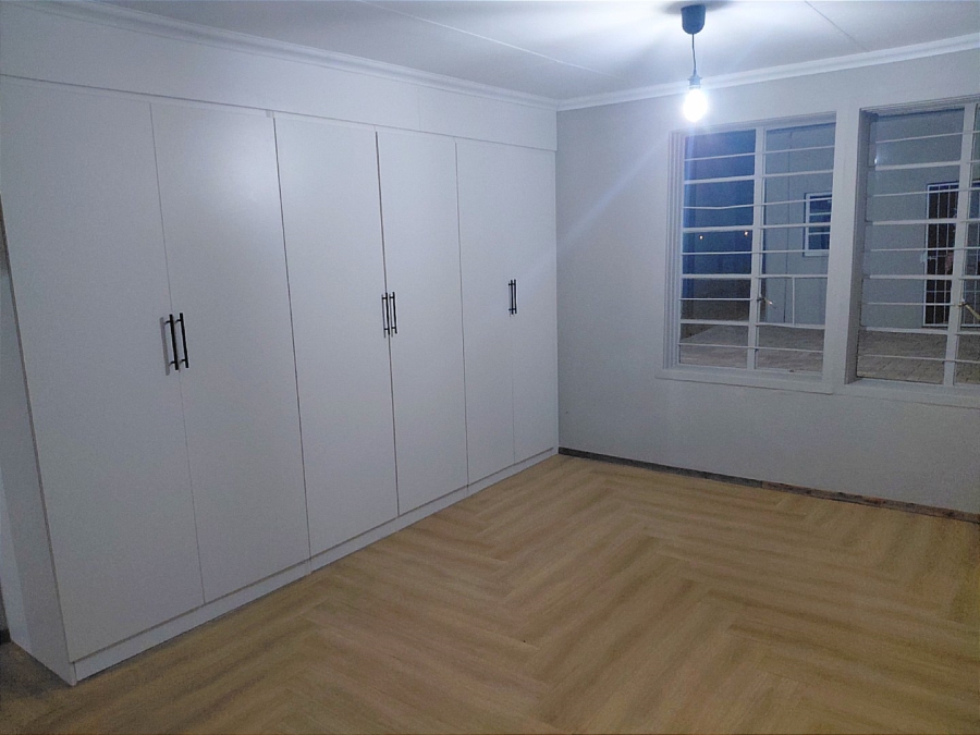 4 Bedroom Property for Sale in Villieria Gauteng