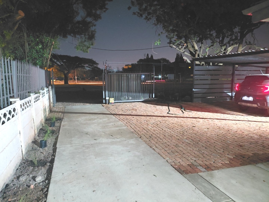 4 Bedroom Property for Sale in Villieria Gauteng