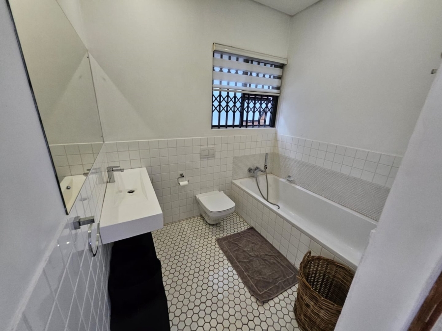 To Let 2 Bedroom Property for Rent in Bedfordview Gauteng