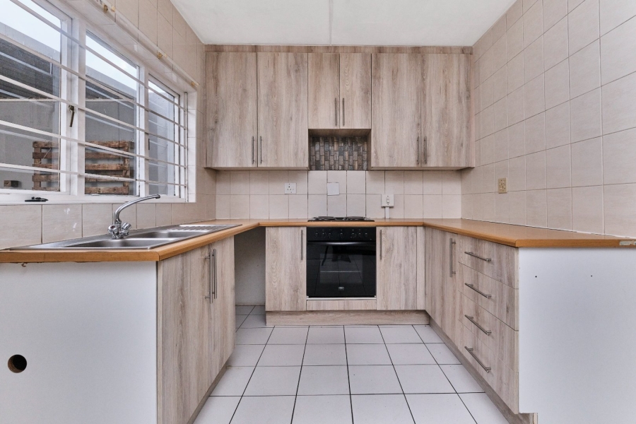 2 Bedroom Property for Sale in Radiokop Gauteng