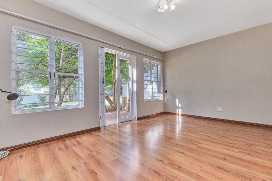 2 Bedroom Property for Sale in Radiokop Gauteng
