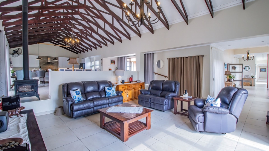 4 Bedroom Property for Sale in Blue Saddle Ranches Gauteng