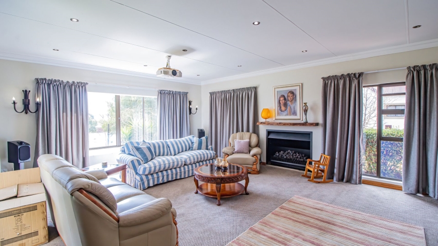 4 Bedroom Property for Sale in Blue Saddle Ranches Gauteng