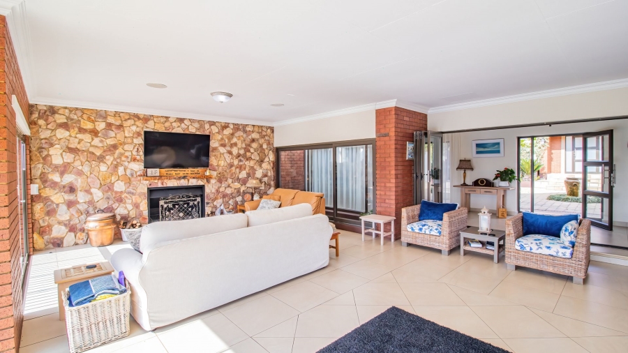 4 Bedroom Property for Sale in Blue Saddle Ranches Gauteng