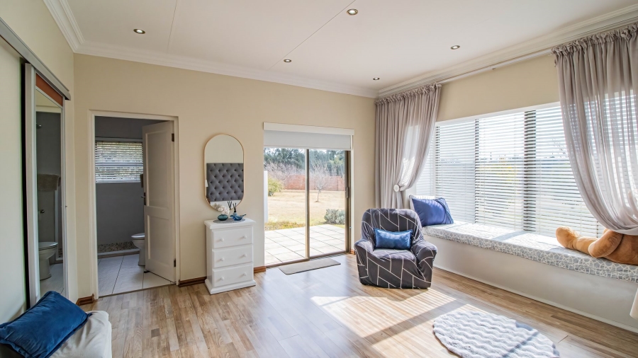 4 Bedroom Property for Sale in Blue Saddle Ranches Gauteng