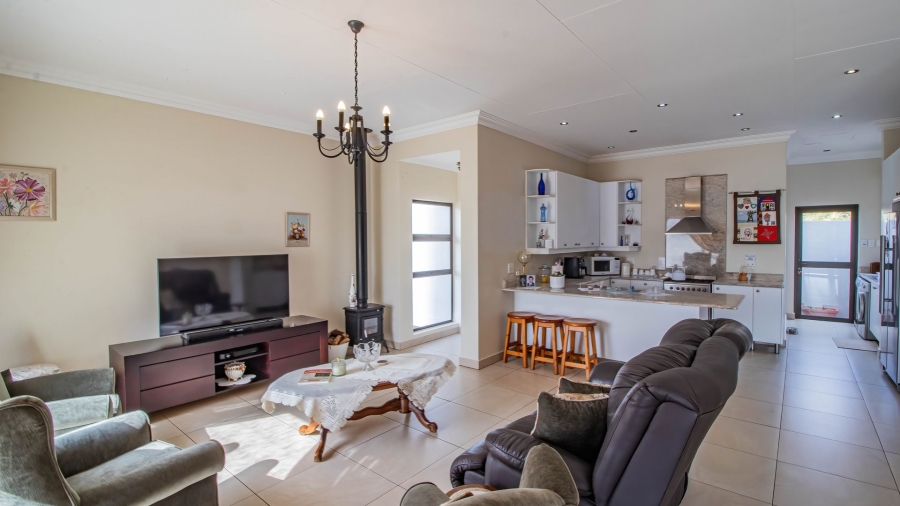 4 Bedroom Property for Sale in Blue Saddle Ranches Gauteng