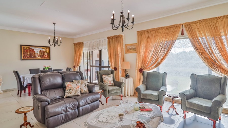 4 Bedroom Property for Sale in Blue Saddle Ranches Gauteng