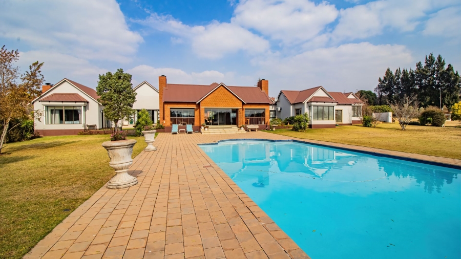 4 Bedroom Property for Sale in Blue Saddle Ranches Gauteng