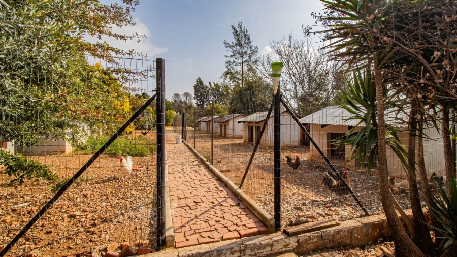 4 Bedroom Property for Sale in Blue Saddle Ranches Gauteng