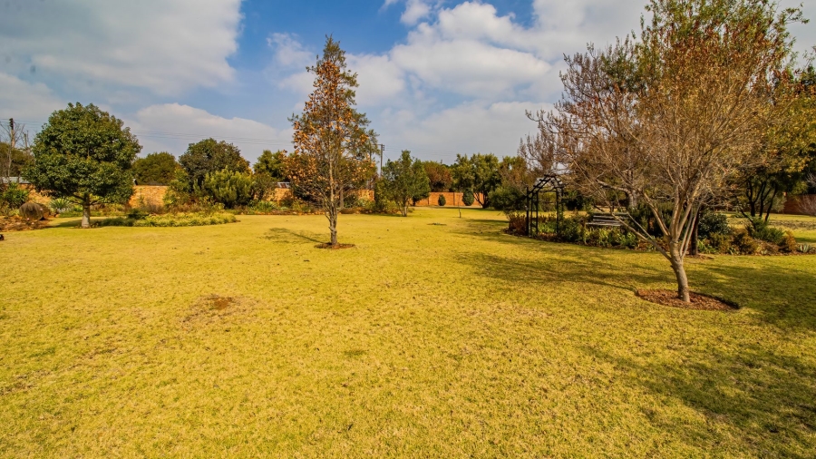 4 Bedroom Property for Sale in Blue Saddle Ranches Gauteng