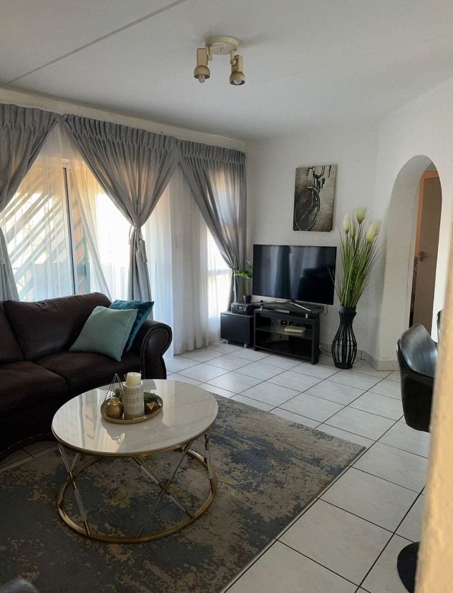 2 Bedroom Property for Sale in Winchester Hills Gauteng