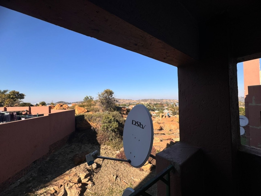 2 Bedroom Property for Sale in Winchester Hills Gauteng