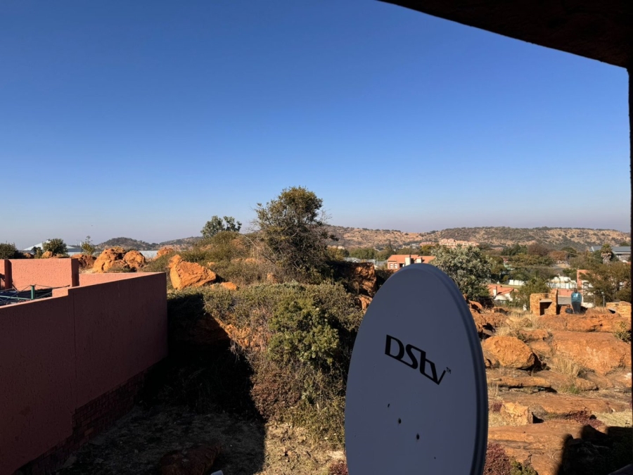 2 Bedroom Property for Sale in Winchester Hills Gauteng