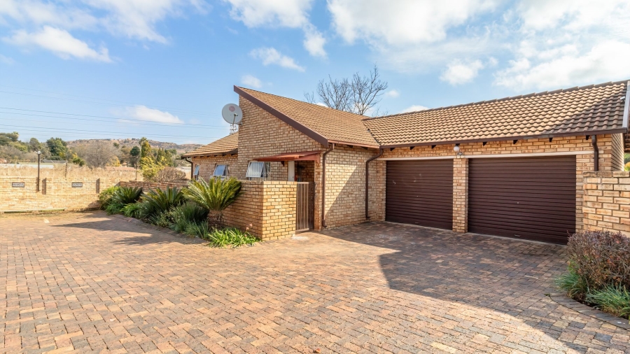 3 Bedroom Property for Sale in Strubensvallei Gauteng