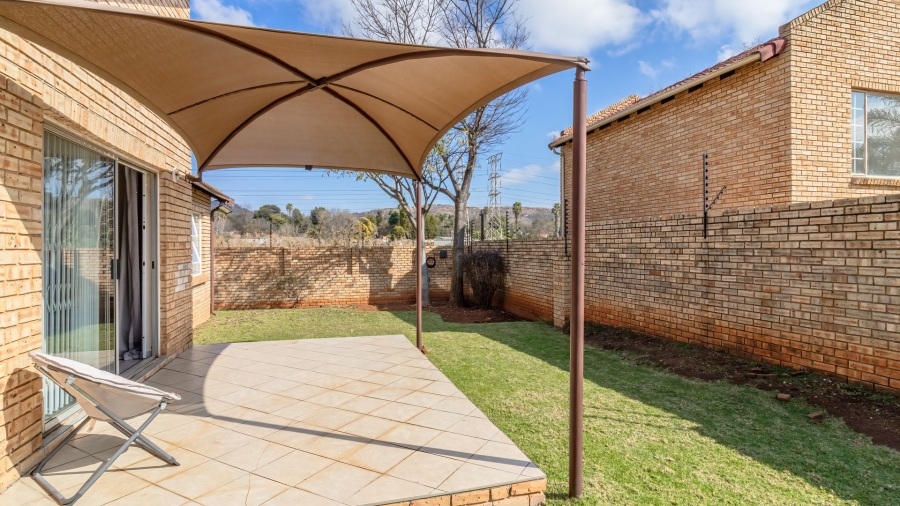3 Bedroom Property for Sale in Strubensvallei Gauteng
